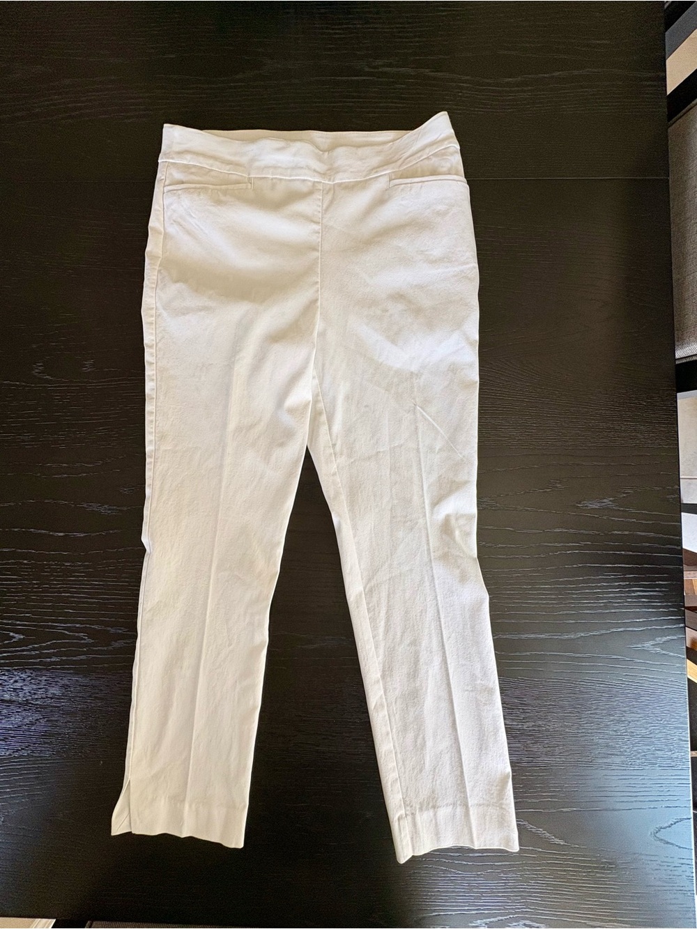 Chico’s Pull-On Straight Leg Pant size 0.5